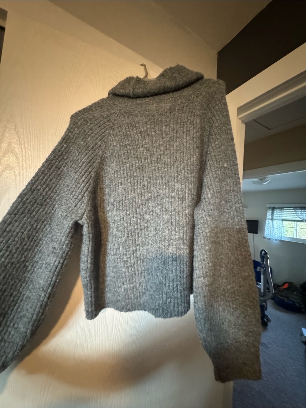 Old Navy Heather Gray Ribbed Turtleneck Sweater